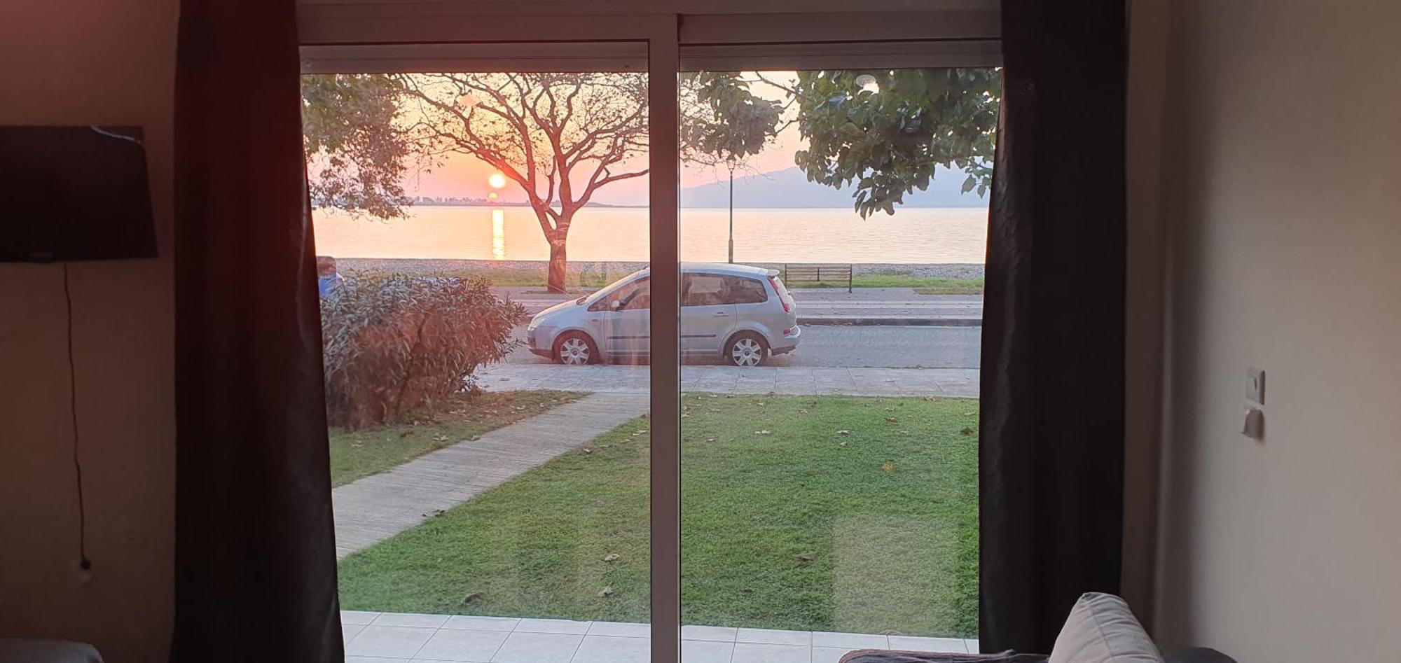 Nafpaktos Seaside Apartment Zewnętrze zdjęcie