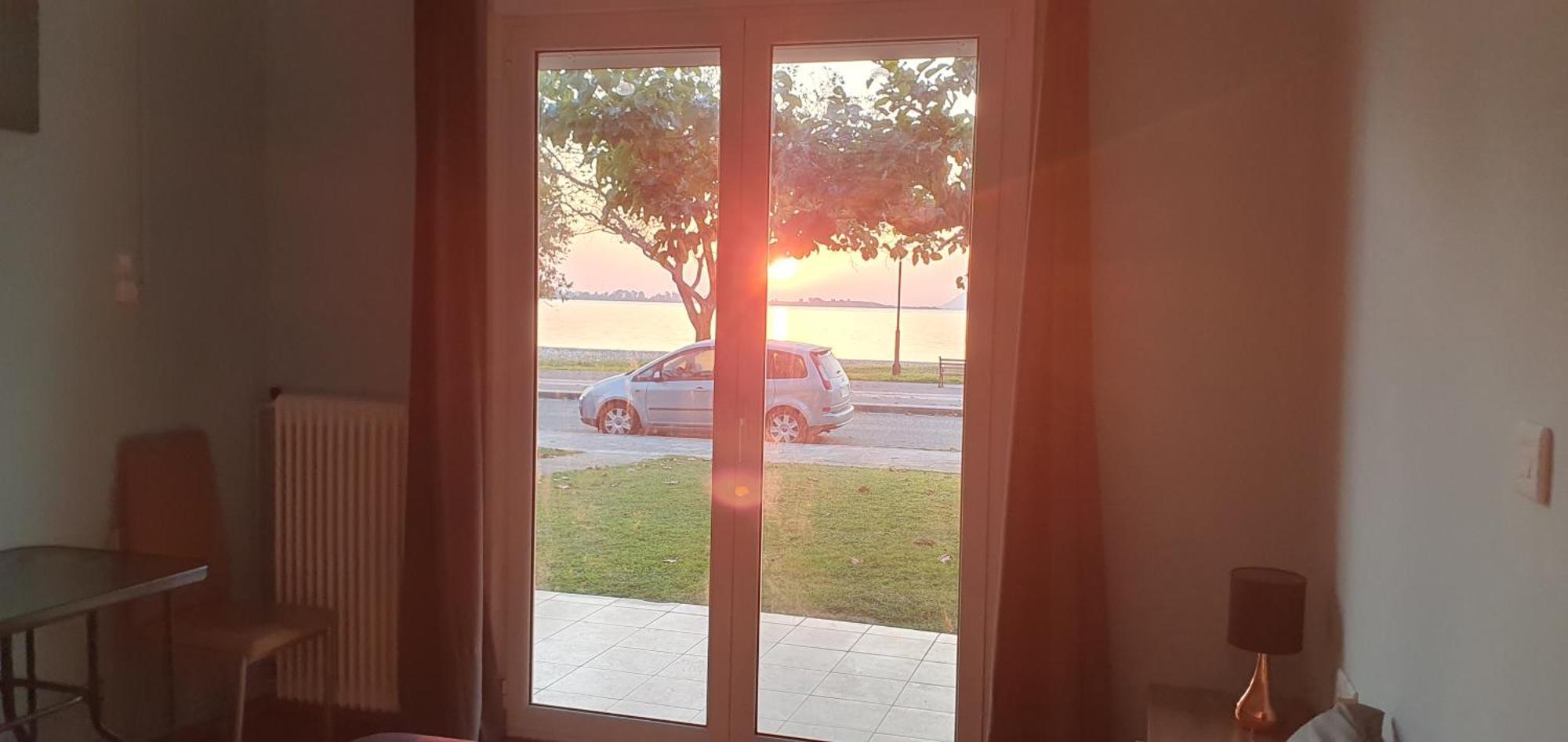 Nafpaktos Seaside Apartment Zewnętrze zdjęcie